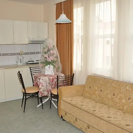 Apartahotel Kleopatra South Star 3*