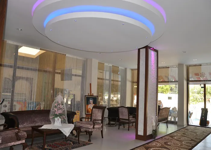 Hotel apartamentowy Kleopatra South Star