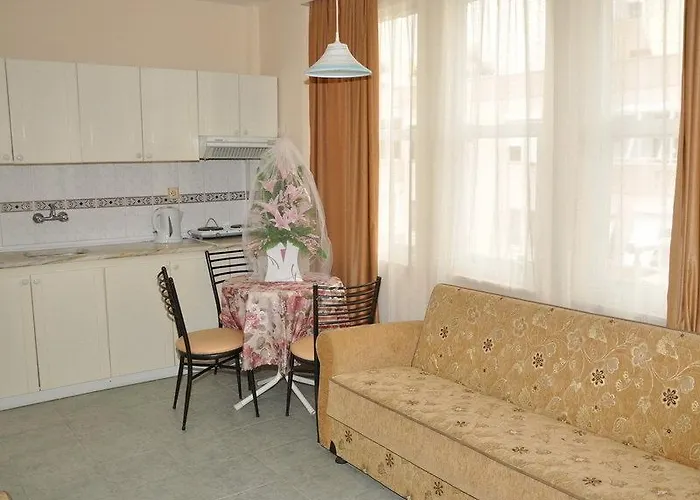 Hotel apartamentowy Kleopatra South Star 3*
