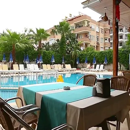 Apart Otel Kleopatra South Star