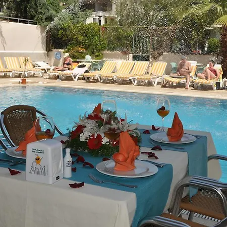 Kleopatra South Star Lejlighedshotel